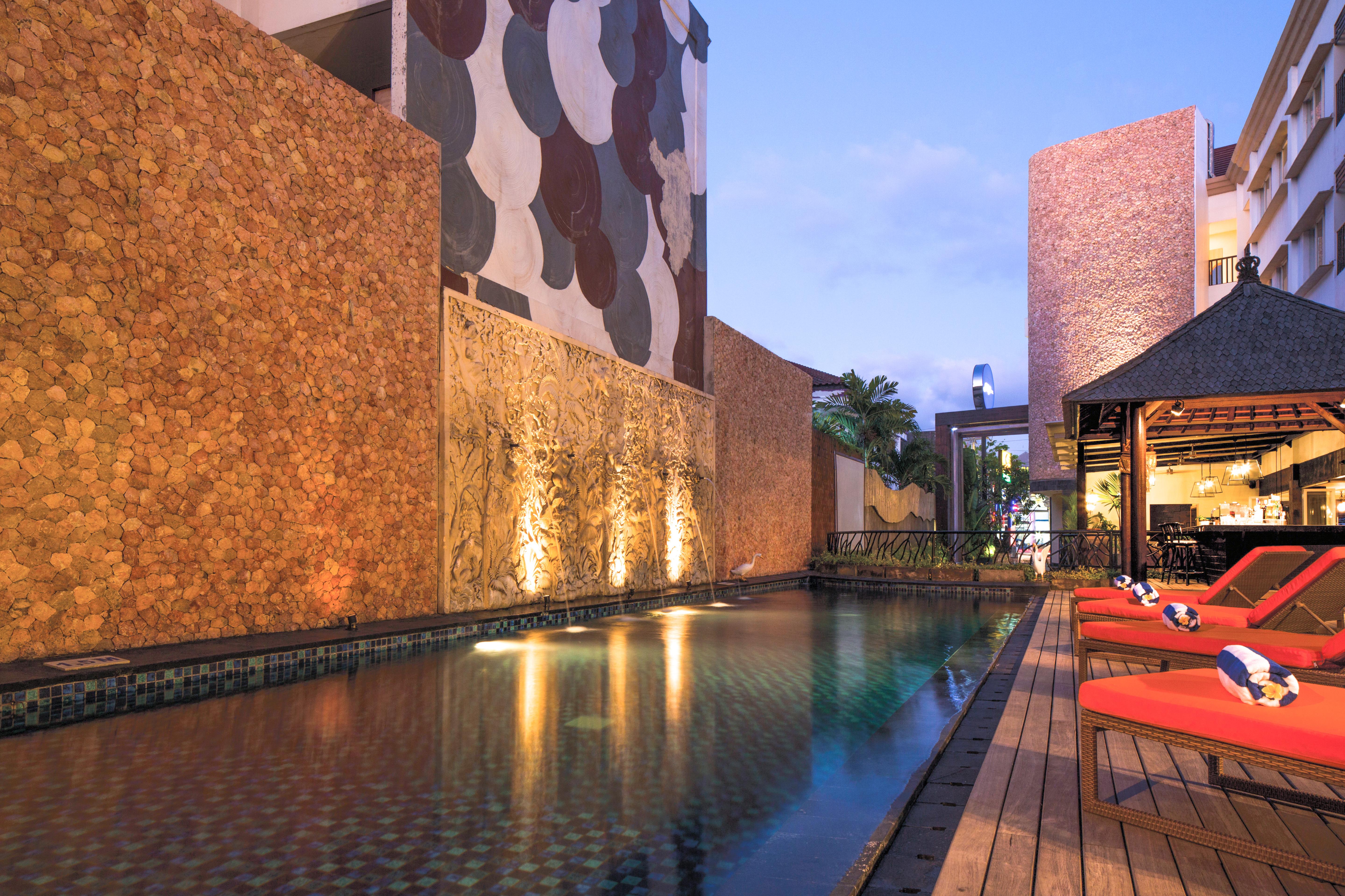 קוטה לומבוק Natya Hotel Kuta מראה חיצוני תמונה