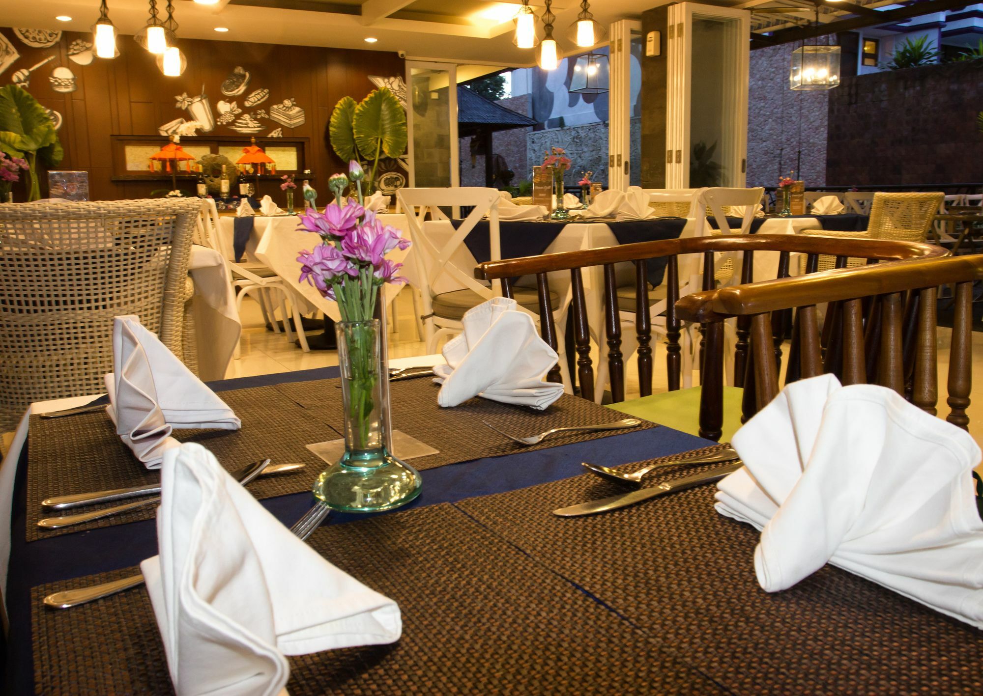 קוטה לומבוק Natya Hotel Kuta מראה חיצוני תמונה